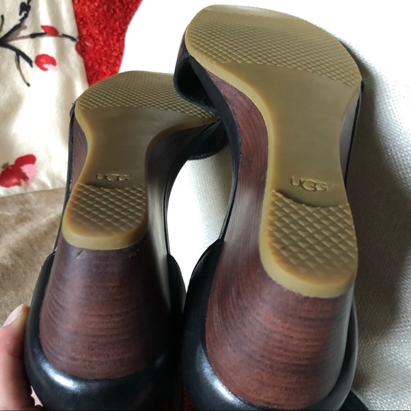 Uggs Sandals - Picture 8 of 13